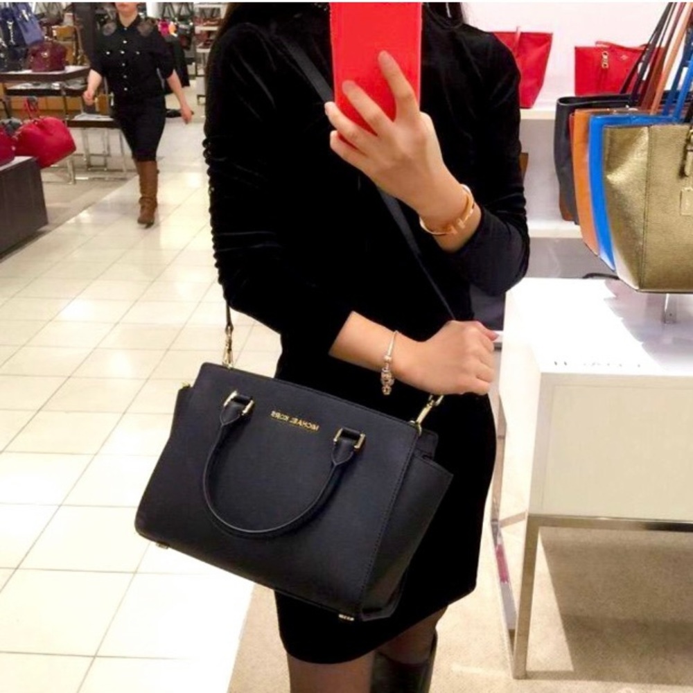 Michael Kors Black Selma Satchel Saffiano Leather Crossbody Bag - Picture 3 of 14